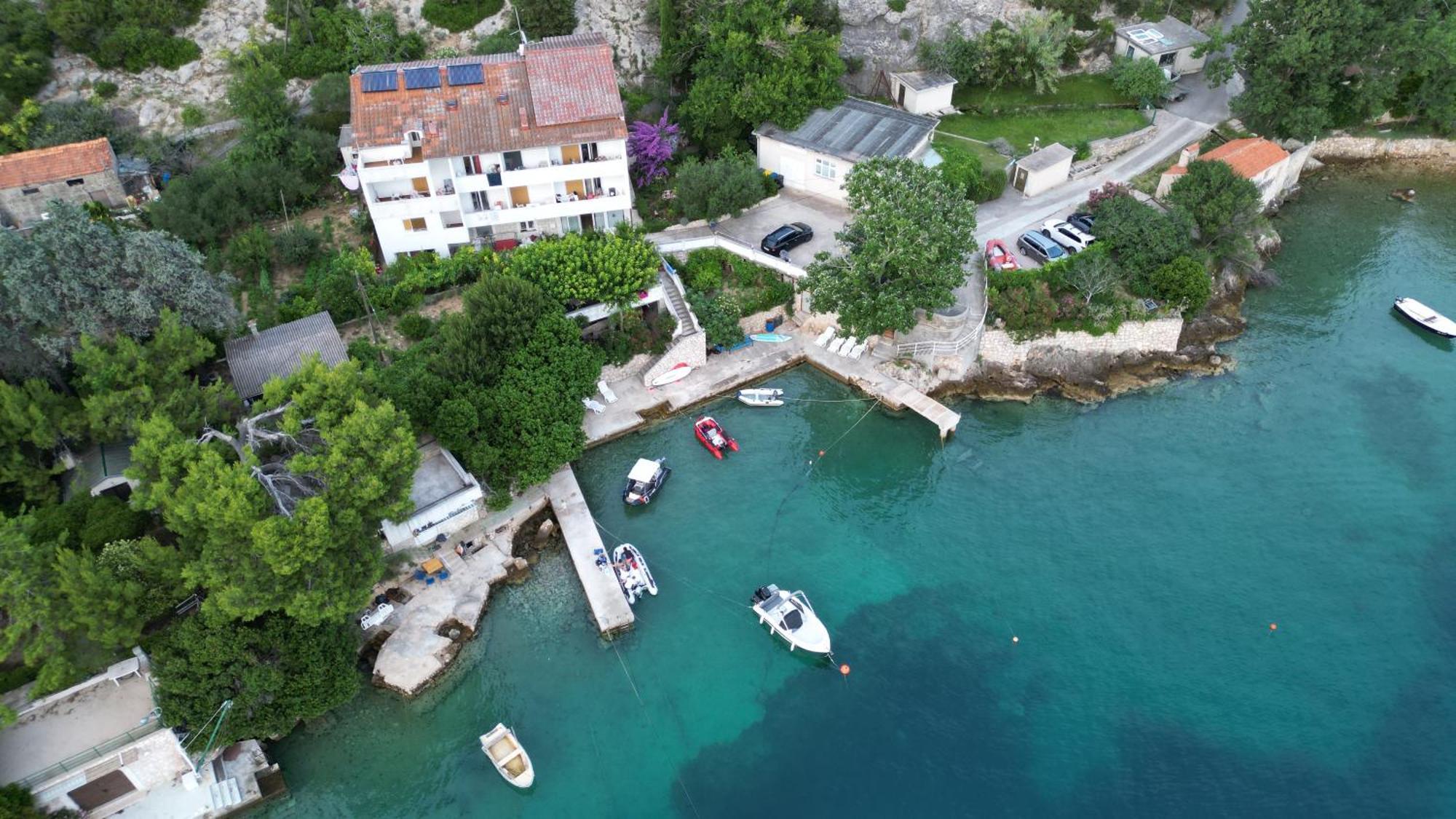 Apartments Justic Supetarska Draga Exterior foto